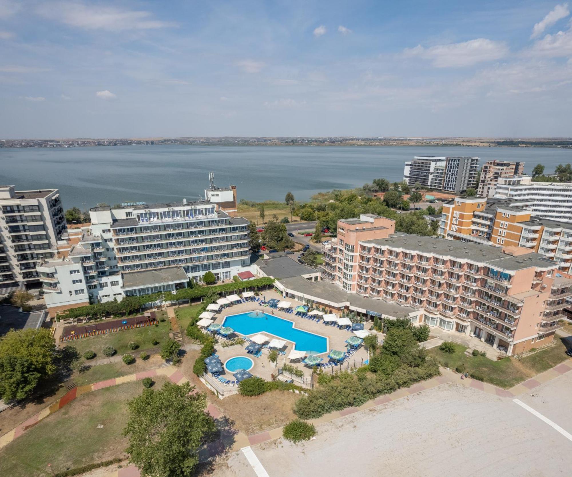 Hotel Comandor Mamaia Exterior foto
