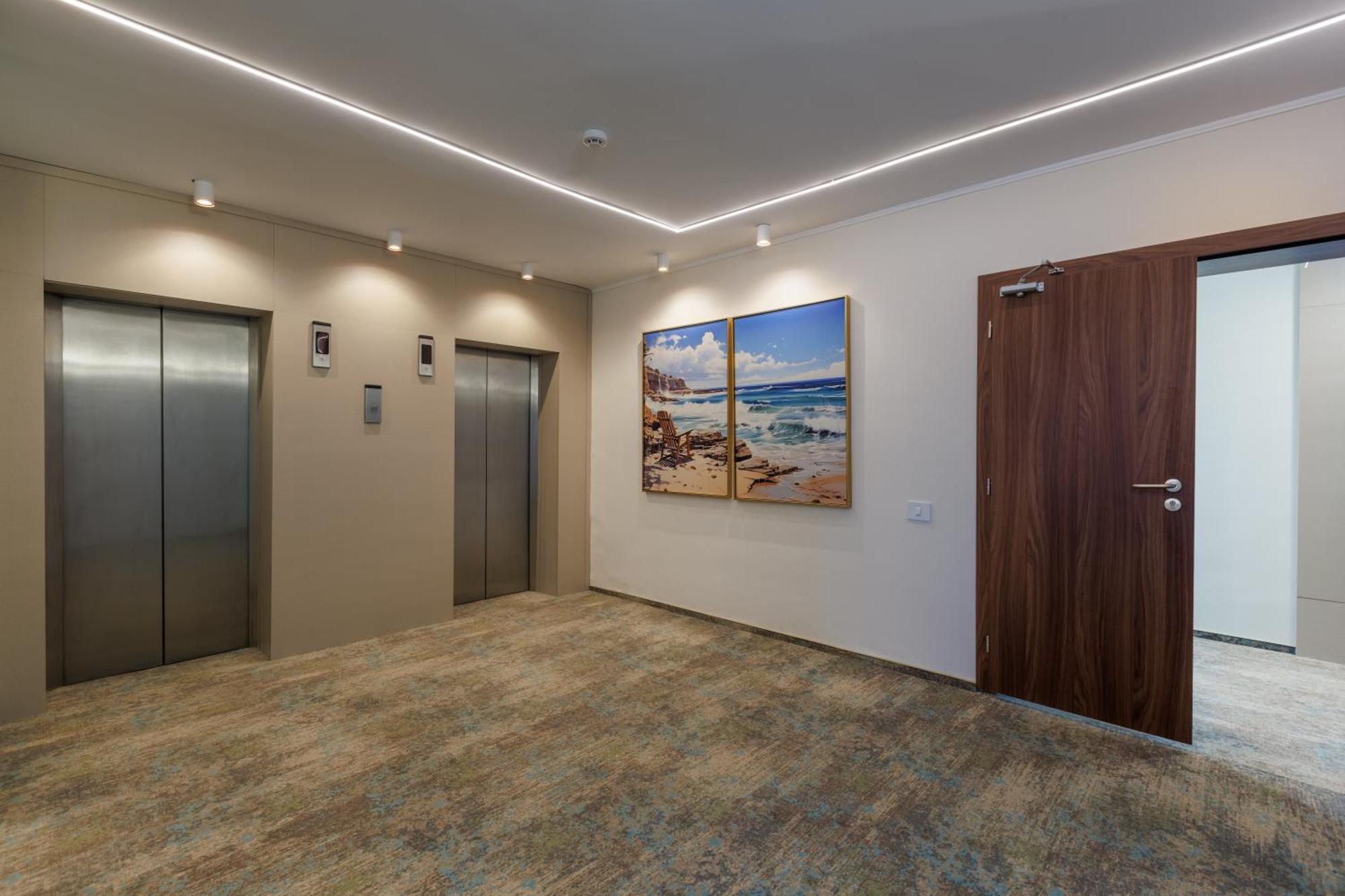 Hotel Comandor Mamaia Exterior foto