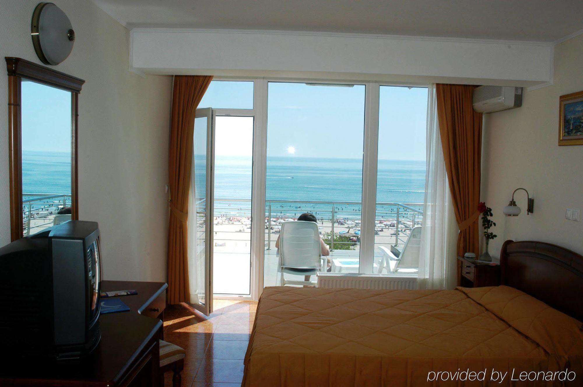 Hotel Comandor Mamaia Exterior foto